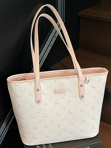 Large Capacity Printed Tote Bag For Women PU Leather Deer Pattern Shoulder Bag Trendy Commuting Handbag With Zipper Closure Daily Fashion Bag