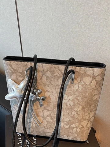 Women Large Capacity Floral Printed Canvas Tote Bag Minimalist Casual Shoulder Bag Work Commute Bag With Star Charm