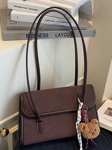 Sac à Bandoulière en Daim Vintage pour Femmes Sac sous le Bras Grande Capacité Avec Pendentif Ours en Peluche Sac à Main Rétro