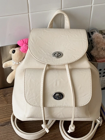 Zaino in Pelle PU American Vintage per Donna Grande Capacità Retrò Street Style Borsa da Viaggio Con Fibbia in Metallo e Pendente di Peluche