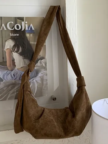 Women Minimalist Large Capacity Hobo Shoulder Bag PU Faux Suede Knot Strap Retro Dumpling Bag Fashion Casual Handbag Tote