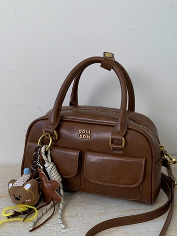 Women Vintage PU Leather Boston Handbag Retro Shoulder Bag With Bear Pendant Daily Casual Crossbody Bag Square Doctor Purse