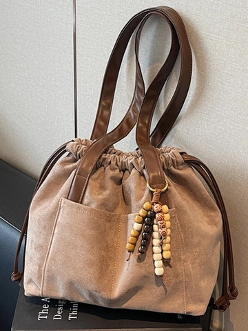 Große Kapazität Damen PU Umhängetasche Vintage Wildleder Look Tote Tasche Mit Kordelzug Und Holzperlenanhänger Alltag Handtasche