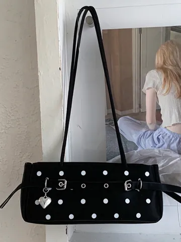 Französischer Retro Damen Gepunktete Schultertasche PU Leder Unterarmtasche Herzanhänger Plüsch Donut Elegant Täglich Tasche
