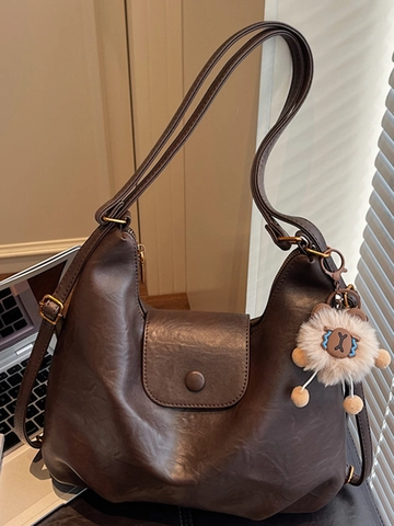 Borsa Hobo in Pelle PU in Stile Coreano Minimalista di Grande Capacità per Donna Borsa a Spalla per Pendolarismo Con Charm in Peluche