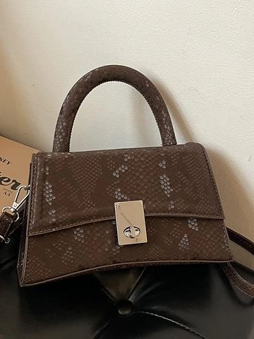 Chique PU Leren Schoudertas Met Slangenprint Dames Handtas Met Gebogen Bodem Crossbody Tas Met Zilveren Metalen Slot Voor Dagelijkse Mode