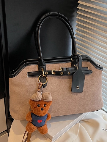 Bolso Tote de Gamuza Vintage para Mujer Patchwork Minimalista Viaje Diario Bolso de Hombro Bolso Axilar Con Colgante de Oso