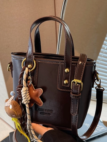 Borsa a Secchiello in Pelle PU Vintage per Donna Borsa a Tracolla Alla Moda Con Ciondolo a Forma di Orsetto di Peluche