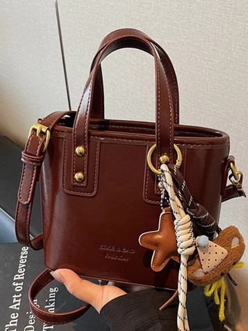 Borsa a Secchiello in Pelle PU Vintage per Donna Borsa a Tracolla Alla Moda Con Ciondolo a Forma di Orsetto di Peluche