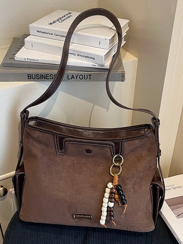 Borsa a Spalla Vintage in Camoscio da Donna Cuciture a Contrasto Grande Capacità Tote Bag Con Ciondolo Perline Pendolare