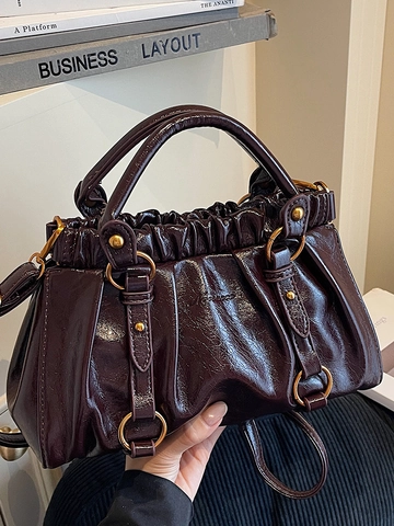 Damen Französischer Vintage Plissee Baguette Tasche Glänzendes PU Leder Unterarm Schultertasche Mit Goldener Ringe Magnetverschluss