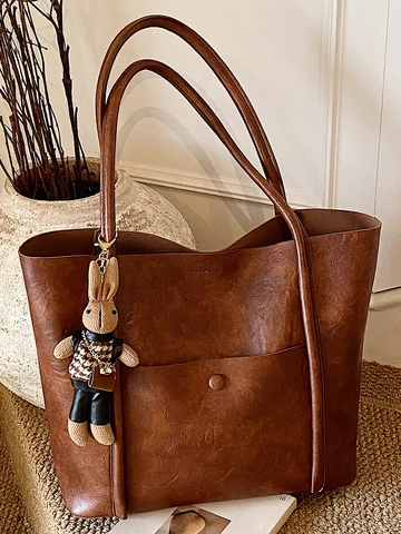 Women Retro PU Leather Tote Bag Large Capacity Shoulder Bag With Rabbit Charm Minimalist Casual Office Handbag