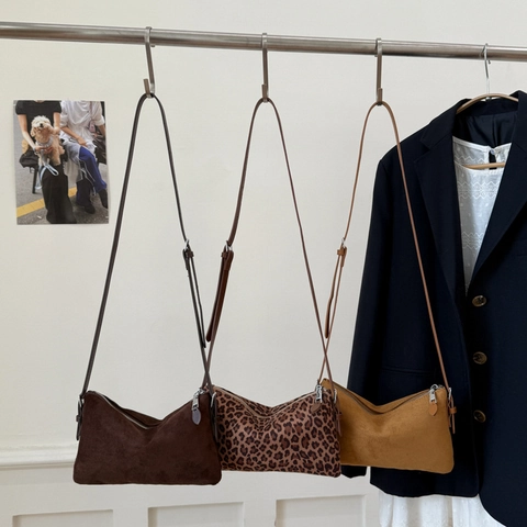 Bolso De Hombro De Gamuza Retro Estampado De Leopardo Baguette Minimalista Vintage Bolso Bandolera Para Mujer Casual Versátil Marrón