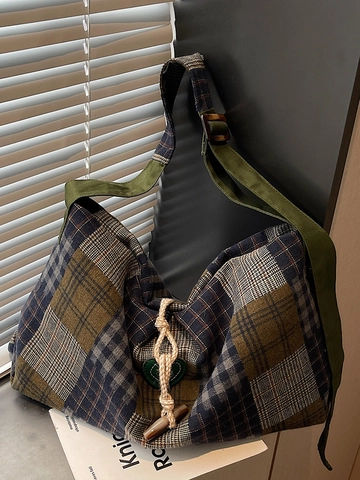 Vintage Women Plaid Patchwork Tote Bag Large Capacity Woolen Shoulder Bag With Toggle Buckle Drawstring Daily Commuter Handbag