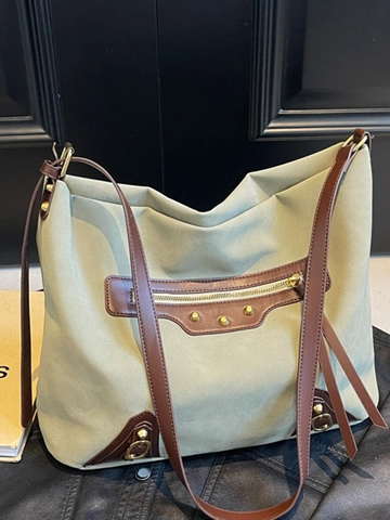 Borsa Tote Grande in Pelle PU Vintage da Donna Borsa a Tracolla Retro con Borchie e Nappe Borsa Hobo Crossbody Moda Ufficio