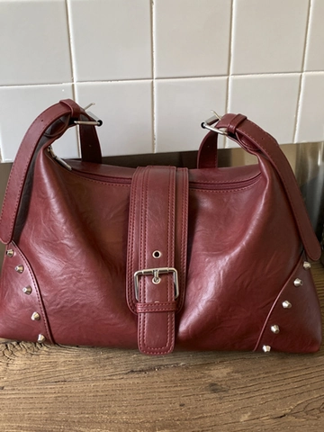 Vintage Retro PU Leather Rivet Shoulder Bag For Women Large Capacity Belt Buckle Underarm Bag Locomotive Spice Girl Handbag
