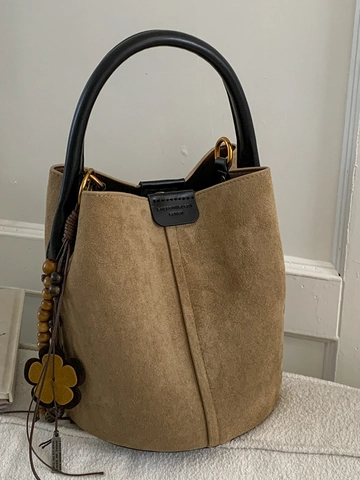 Borsa a Secchiello in Camoscio Rétro da Donna Moda Patchwork Leopardata Borsa a Spalla Con Ciondolo a Fiore in Legno