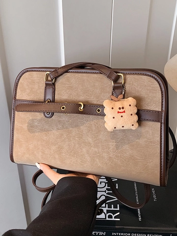 Retro Grote Capaciteit PU Lederen Schoudertas Voor Dames Nieuwe Mode Minimalistische Woon-werkverkeer Tote Tas Met Pluche Bedeltje