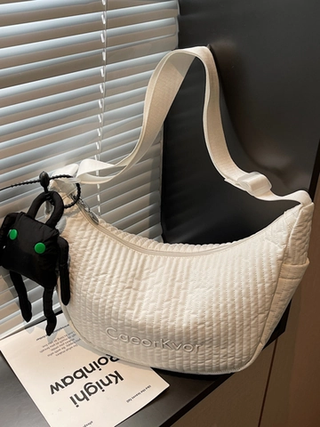 Bolso de Media Luna de Tela Acolchada para Mujer Bolso de Hombro Dumpling de Gran Capacidad Con Colgante de Peluche Estilo Coreano