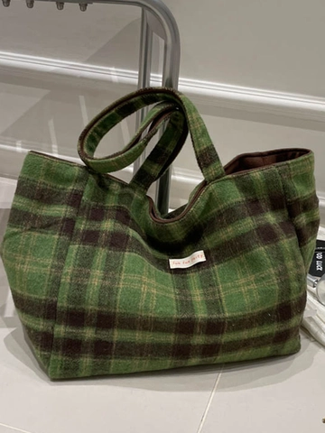 Vintage Suede Woolen Plaid Tote Bag Large Capacity Casual Shoulder Bag Double Sided Check Handbag School Commuter Bag For Women