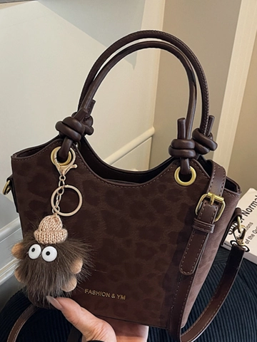 Borsa a Secchiello in Pelle PU con Stampa Leopardata Donna Minimalista Urbana Con Maniglia con Nodo e Ciondolo Mostro di Peluche