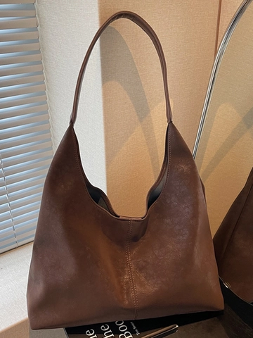 Vintage Large Capacity PU Leather Hobo Bag For Women Minimalist Urban Shoulder Tote Bag With Magnetic Buckle Commuter Bag