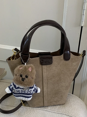 Women Retro Matte PU Leather Bucket Bag Minimalist Suede Feel Shoulder Bag With Cute Bear Charm Versatile Commuter Handbag