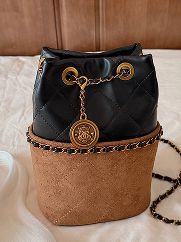 Dames Suède Luipaardprint Bucket Bag Gewatteerde Splitsing Mode Schoudertas Met Metalen Ketting Strap Dagelijkse Pendeltas