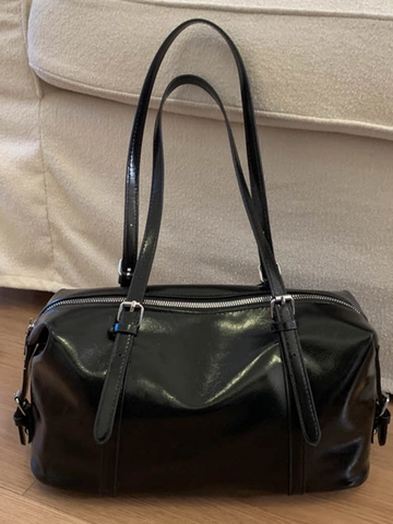 Vintage PU Leder Unterarmtasche Für Damen Große Kapazität Glänzende Schultertasche Mit Anhänger Minimalistische Commuter Handtasche