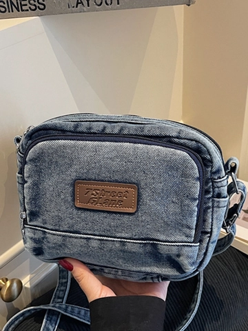 Women Stylish Denim Crossbody Bag Multiple Zipper Washed Denim Shoulder Bag Retro Small Square Bag With Leather Patch Casual Purse