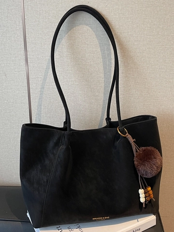 Retro PU Leather Tote Bag For Women Vintage Matte Shoulder Bag With Plush Ball Charm Large Capacity Casual Commuter Handbag