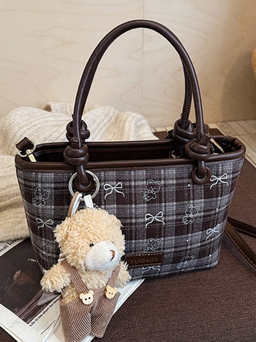 Vintage Plaid Shoulder Bag For Women Cute Bear Pattern Fabric Tote Bag Retro Square Crossbody Bag With Plush Charm