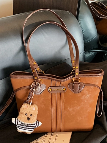 Damen Amerikanische Retro PU Leder Einkaufstasche Große Kapazität Pendeln Schultertasche Vintage Achseltasche Mit Bär Anhänger