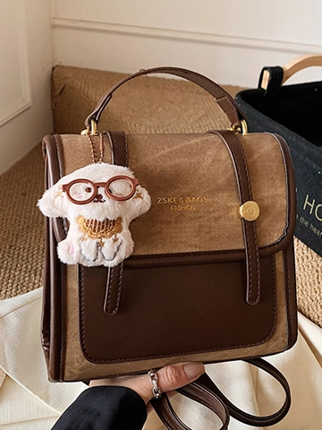 Sac à Dos Femme en Cuir PU Rétro Color Block Style Urbain Preppy Sac d'École Avec Joli Pendentif Chiot en Peluche