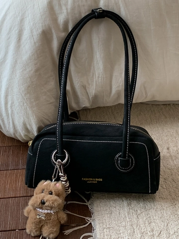 Bolso de Hombro Vintage de Cuero PU con Costuras en Contraste Bolso de Mano Cilíndrico con Colgante de Perro de Peluche Desmontable
