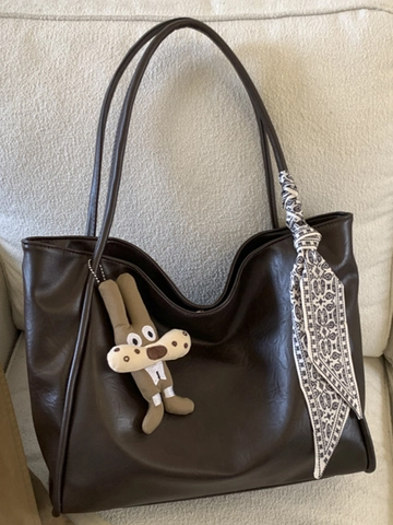 Minimalistische Retro PU Leder Tote Bag Für Damen Große Kapazität Schultertasche Mit Schal Und Anhänger Pendeln Mode Handtasche