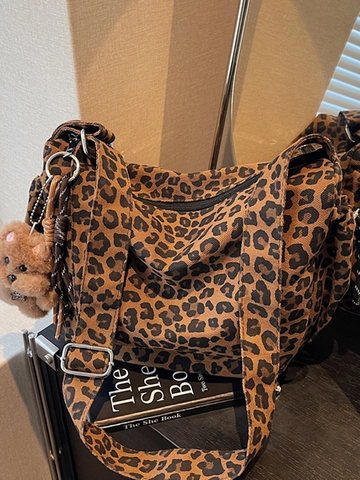 Vintage Leopardenmuster Flanell Schultertasche Für Damen Großes Fassungsvermögen Tragetasche Mit Plüschbär-Anhänger Handtasche