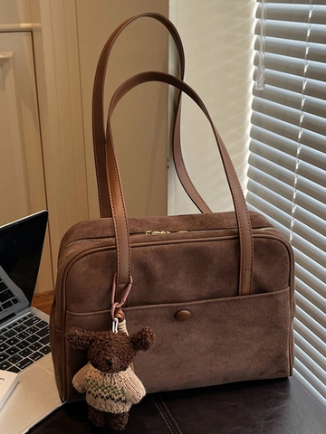 Vintage Wildleder Schultertasche Große Kapazität Damen Retro Lässig Pendeln Achseltasche Mit Bärenanhänger Einfarbige Minimalistische Tasche