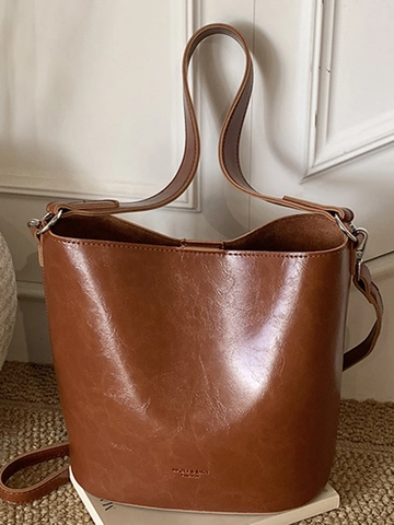 Secchiello a Grande Capacità per Donna 2025 Inverno Nuovo Retrò Semplice in Pelle PU Borsa a Tracolla Moda Cuciture Tote