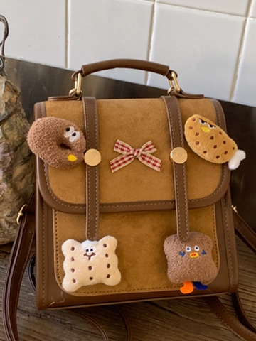 Mochila Pequeña de Estilo Coreano para Mujer Lindos Colgantes de Galleta de Peluche Lazo Cuadrado Gamuza PU Bolsa Escolar Retro