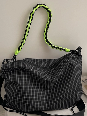 Dames Geruite Crossbodytas met Grote Capaciteit Casual Sportieve Tote Bag Lichtgewicht Polyester Schoudertas Gevlochten Handvat