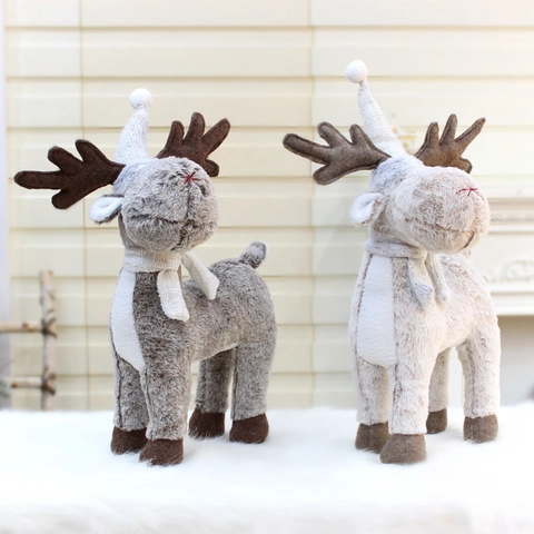 Peluche di Renna di Natale Grande Ornamento di Renna Con Cappello e Sciarpa in Maglia Per Decorazioni Natalizie