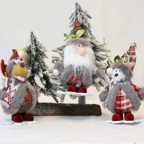 Weihnachten Plüschpuppen-Ornamente Mit Sockel Gestrickter Schaumstoff Weihnachtsmann Rentier Eisbär Figur Für Weihnachtsbaum