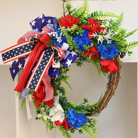 Ghirlanda Artificiale del Giorno dell'Indipendenza Ghirlanda Patriottica con Bandiera Americana Stelle Strisce Fiocco Fiori Rossi Bianchi Blu Decorazione da Parete per Porta