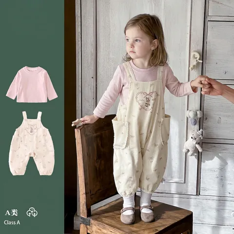 Abbigliamento Primaverile in Cotone per Neonata Top Rosa a Maniche Lunghe Salopette a Fiori con Ricamo a Coniglio