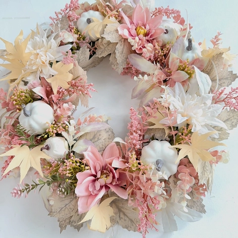 Künstlicher Kranz Mit Weißen Kürbissen Rosa Blumen Und Ahornblättern Für Hochzeit Erntedankfest Herbst Home Wand Deko