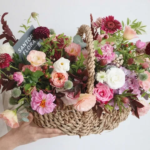 Cesto di Fiori Intrecciato a Mano in Paglia Rustico Portatile in Stile Vimini Rattan per Fiori Freschi Secchi Decorazione Casa