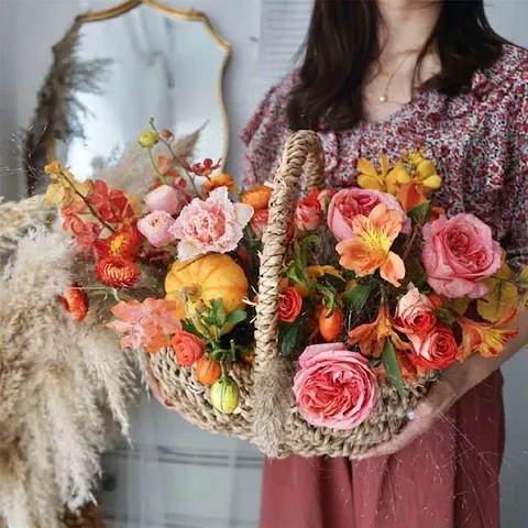 Cesto di Fiori Intrecciato a Mano in Paglia Rustico Portatile in Stile Vimini Rattan per Fiori Freschi Secchi Decorazione Casa