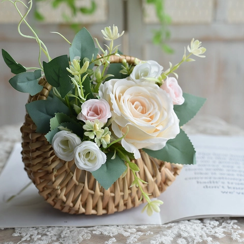 Handheld Woven Rattan Flower Basket With Waterproof Plastic Liner Pastoral Style Handmade Decorative Basket For Home Gift