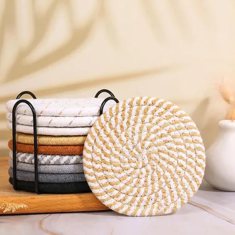 Set di Sottobicchieri in Corda di Cotone Intrecciata Con Supporto in Metallo Rotondi Assorbenti Resistenti al Calore per Tavolo